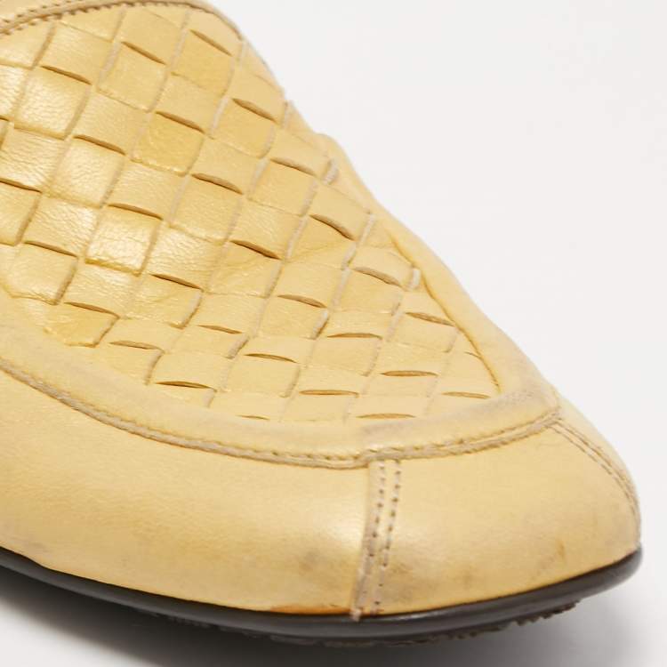 Pre Owned Bottega Veneta Yellow Intrecciato Leather Slip on Loafers Size 35