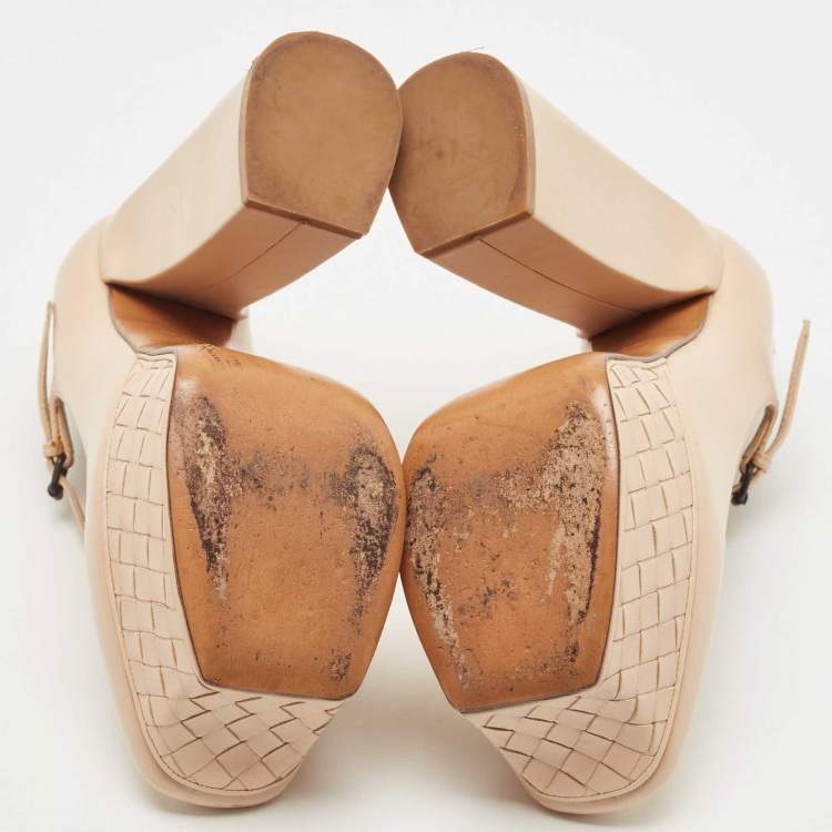 Pre Owned Bottega Veneta Beige Leather Mary Jane Pumps Size 38.5