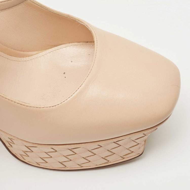 Pre Owned Bottega Veneta Beige Leather Mary Jane Pumps Size 38.5