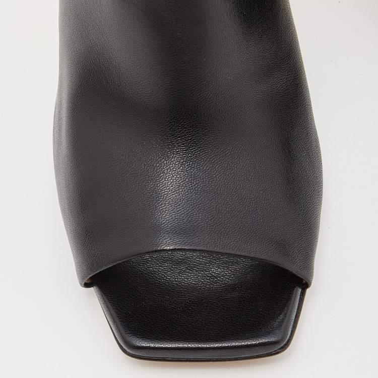 Pre Owned Bottega Veneta Black Leather Knot Heel Mules Size 36