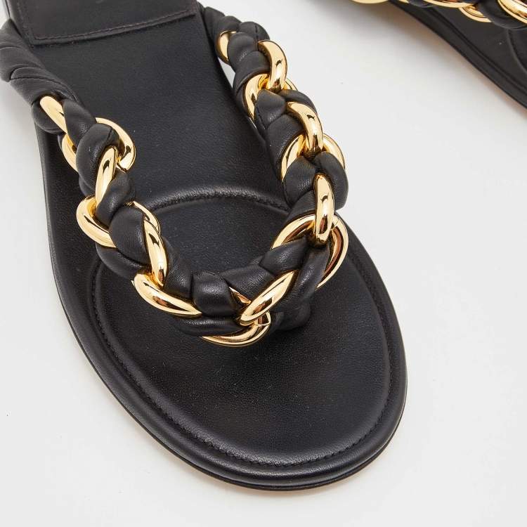 Pre Owned Bottega Veneta Black Leather Dot 55 Thong Flats Size 40