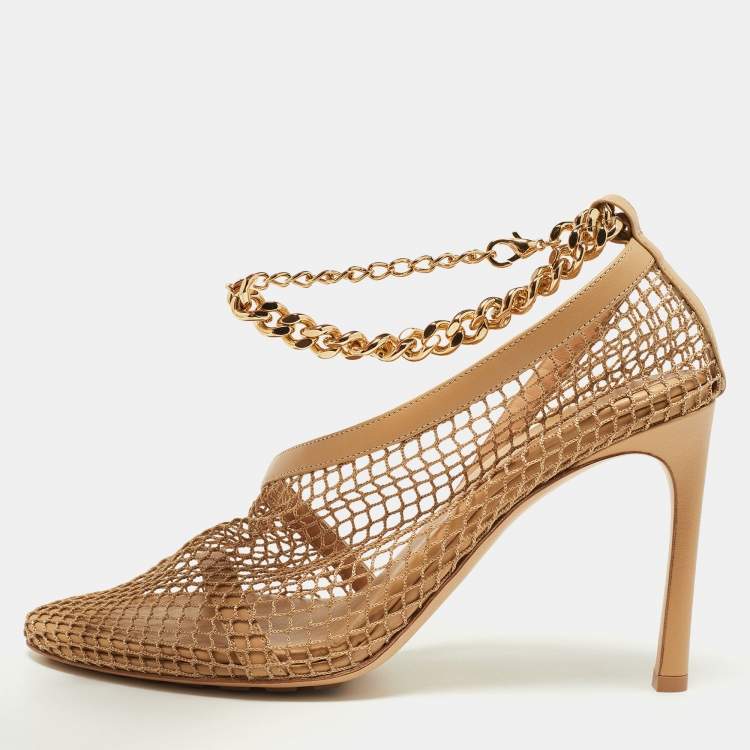 مملوكة مسبقًا Bottega Veneta Beige Mesh and Leather Chunky Chain Ankle Strap Pumps Size 39.5