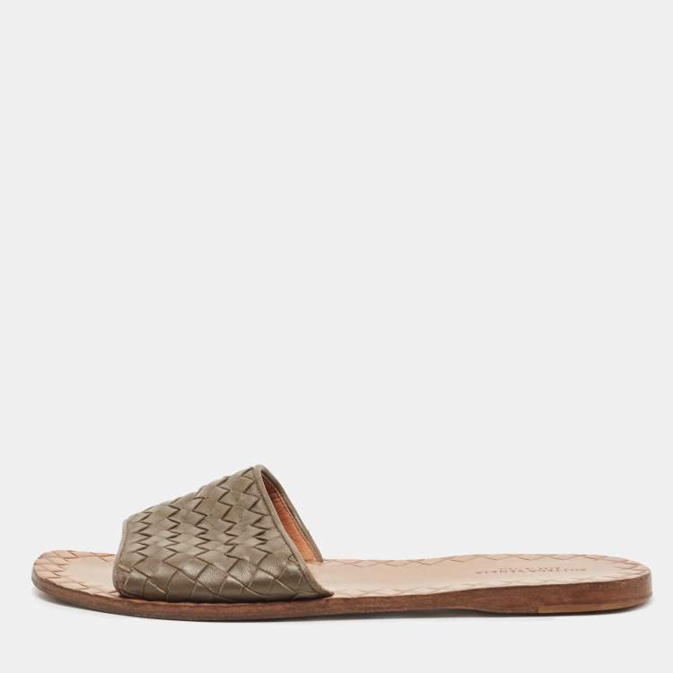 Pre Owned Bottega Veneta Brown Intrecciato Leather Flat Slides Size 39