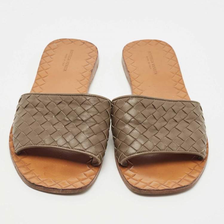 Pre Owned Bottega Veneta Brown Intrecciato Leather Flat Slides Size 39