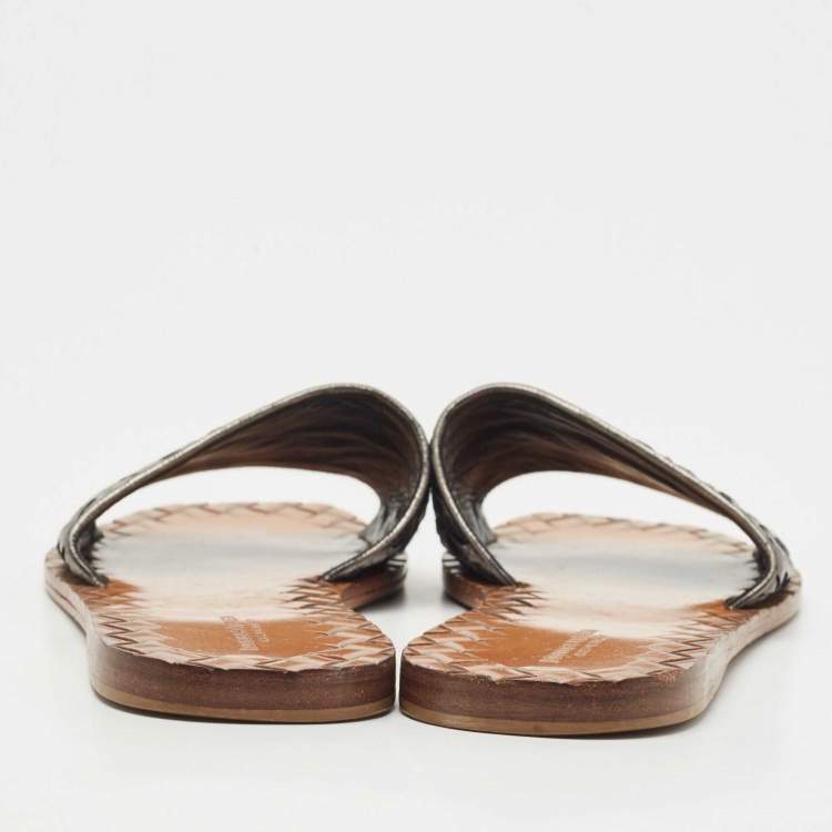 Pre Owned Bottega Veneta Metallic Bronze  Intrecciato  Leather Flat Slides Size 38