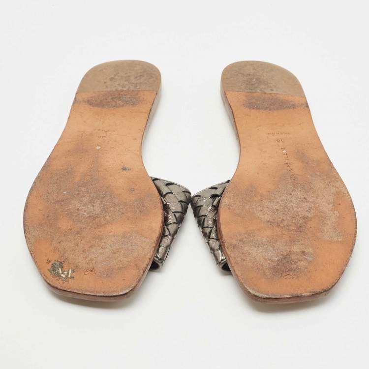 Pre Owned Bottega Veneta Metallic Bronze  Intrecciato  Leather Flat Slides Size 38