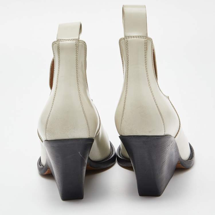 Pre Owned Bottega Veneta Off White Leather Lean Ankle Boots Size 38