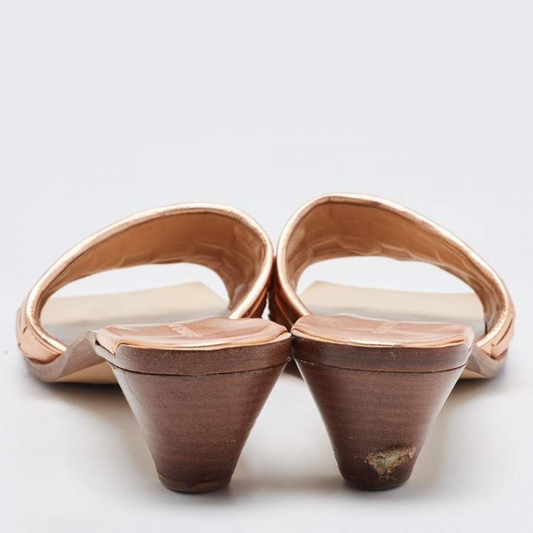 Pre Owned Bottega Veneta Rose Gold Leather Intrecciato Slide Sandals Size 41