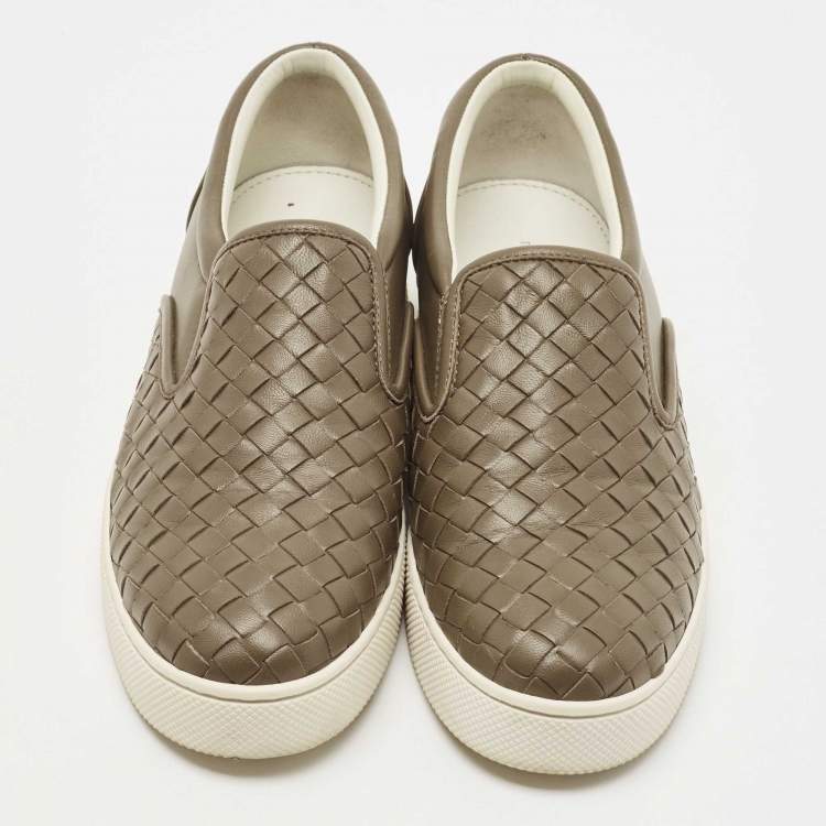 Pre Owned Bottega Veneta Dark Green Intrecciato Leather Dodger Slip on Sneakers Size 37