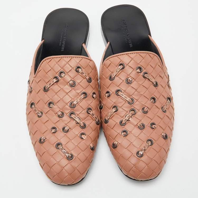 Pre Owned Bottega Veneta Pink Intrecciato Leather Fiandra Flat Mules Size 36.5