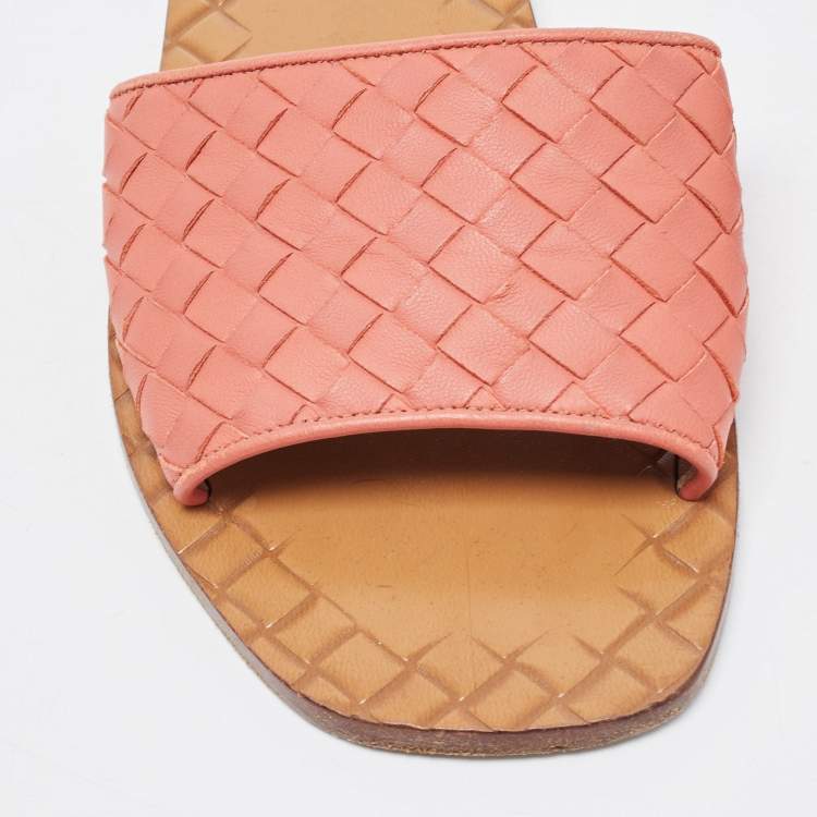Pre Owned Bottega Veneta Pink Leather Intrecciato Flat Slides Size 37.5