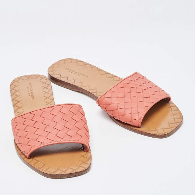 Pre Owned Bottega Veneta Pink Leather Intrecciato Flat Slides Size 37.5