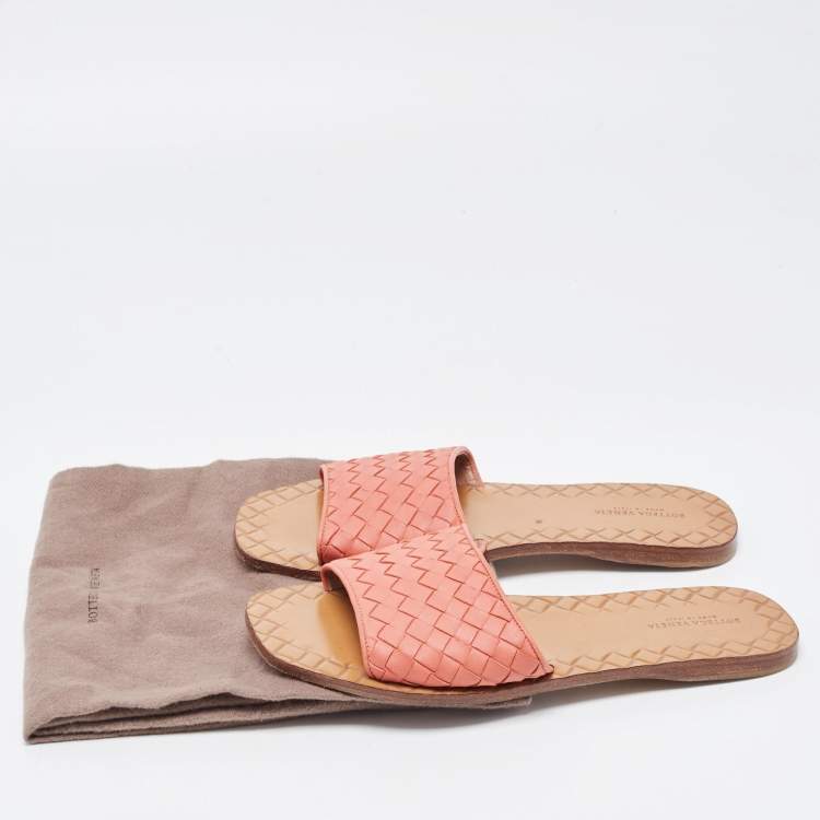 Pre Owned Bottega Veneta Pink Leather Intrecciato Flat Slides Size 37.5