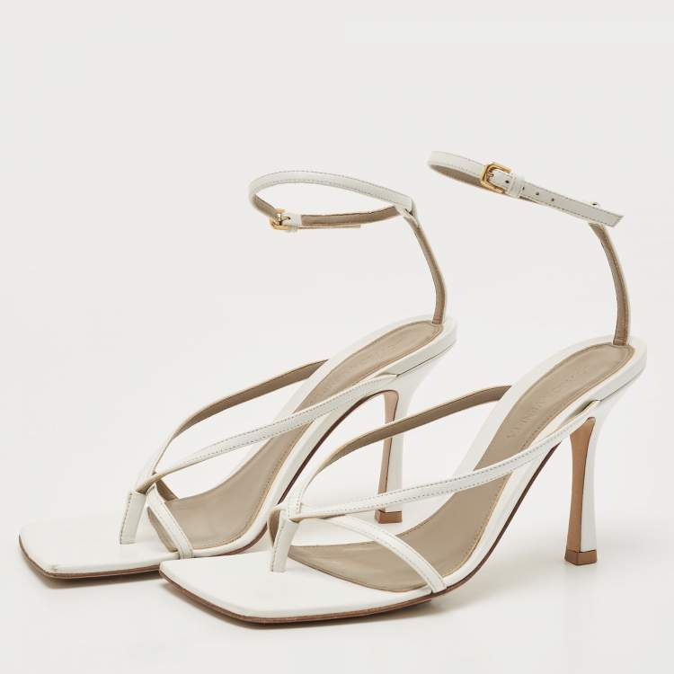 Pre Owned Bottega Veneta White Leather Ankle Strap Sandals Size 38.5