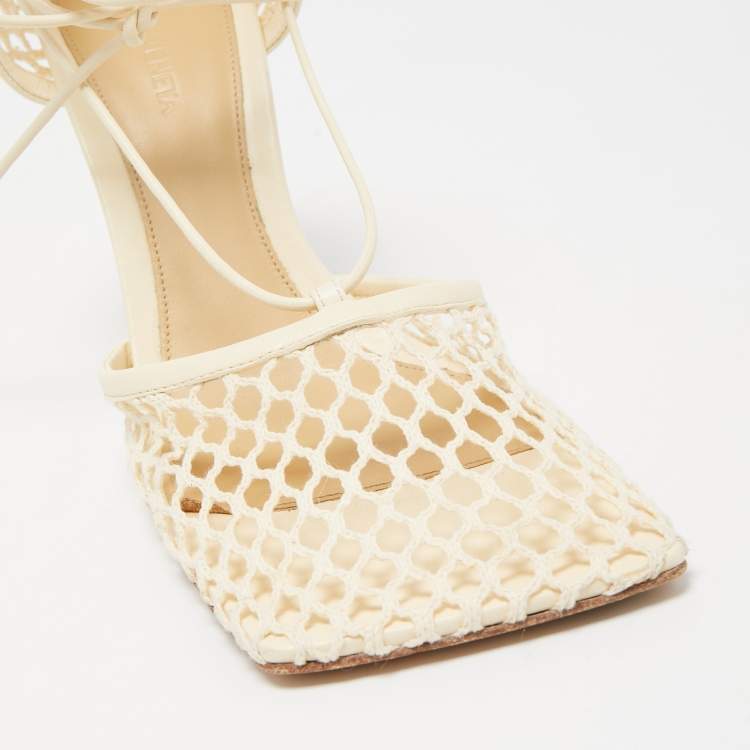 Pre Owned Bottega Veneta Cream Mesh and Leather Ankle Wrap Pumps Size 39.5 
