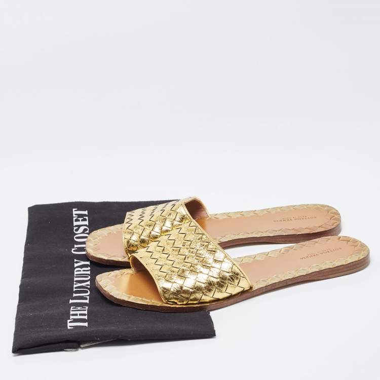 Pre Owned Bottega Veneta Gold Intrecciato Leather Flat Slides Size 40