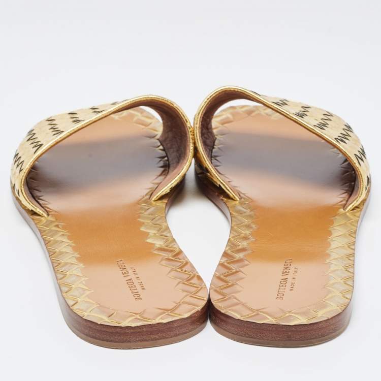 Pre Owned Bottega Veneta Gold Intrecciato Leather Flat Slides Size 40