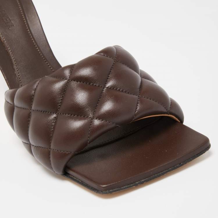 Pre Owned Bottega Veneta Brown Quilted Leather Padded Slide Sandals Size 40