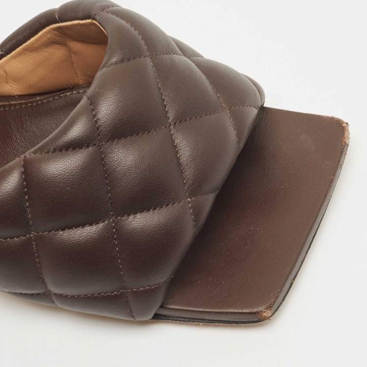 Pre Owned Bottega Veneta Brown Quilted Padded Leather Slide Sandals Size 39