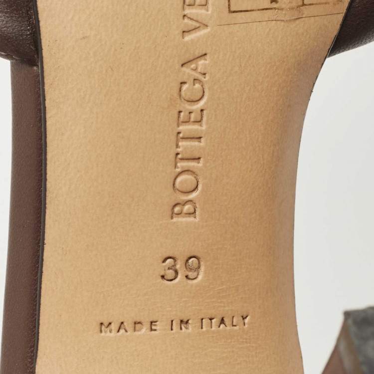 Pre Owned Bottega Veneta Brown Quilted Padded Leather Slide Sandals Size 39