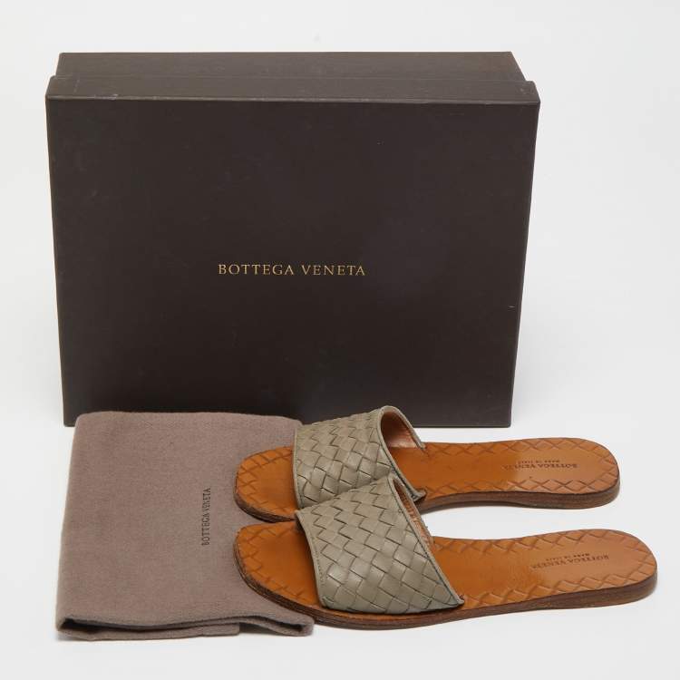 Pre Owned Bottega Veneta Grey Intrecciato Leather Flat Slides Size 35.5
