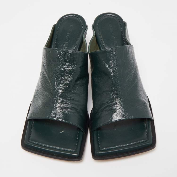 Pre Owned Bottega Veneta Green Leather Stretch Square Toe Kitten Heel Mules Size 36.5