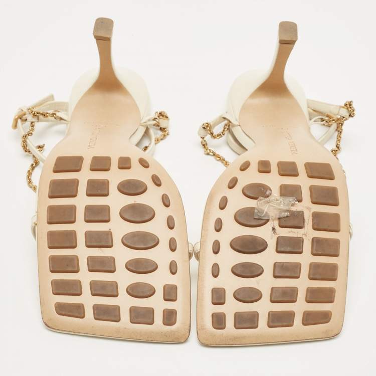 Pre Owned Bottega Veneta Cream Leather Chain Ankle Strap Sandals Size 39.5