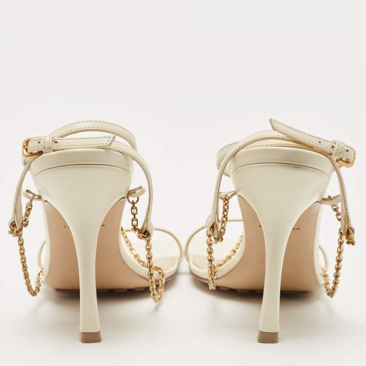 Pre Owned Bottega Veneta Cream Leather Chain Ankle Strap Sandals Size 39.5