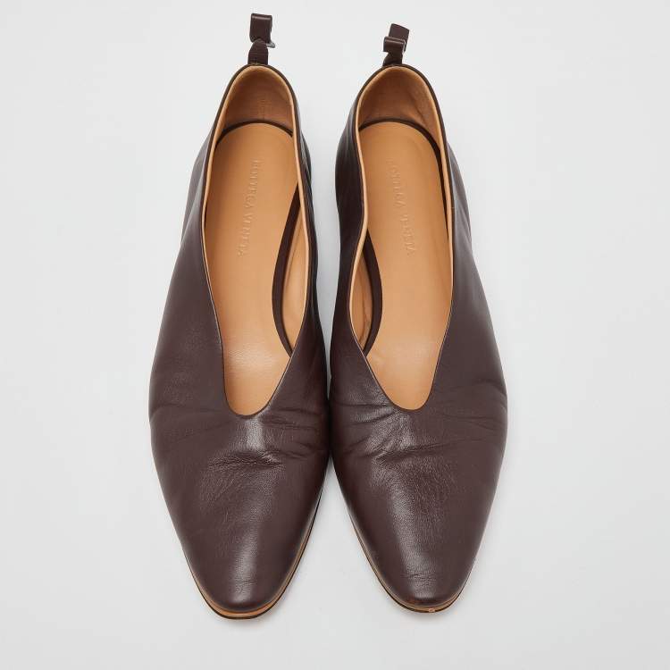 Pre Owned Bottega Veneta Brown Leather Almond Toe Ballet Flats Size 40