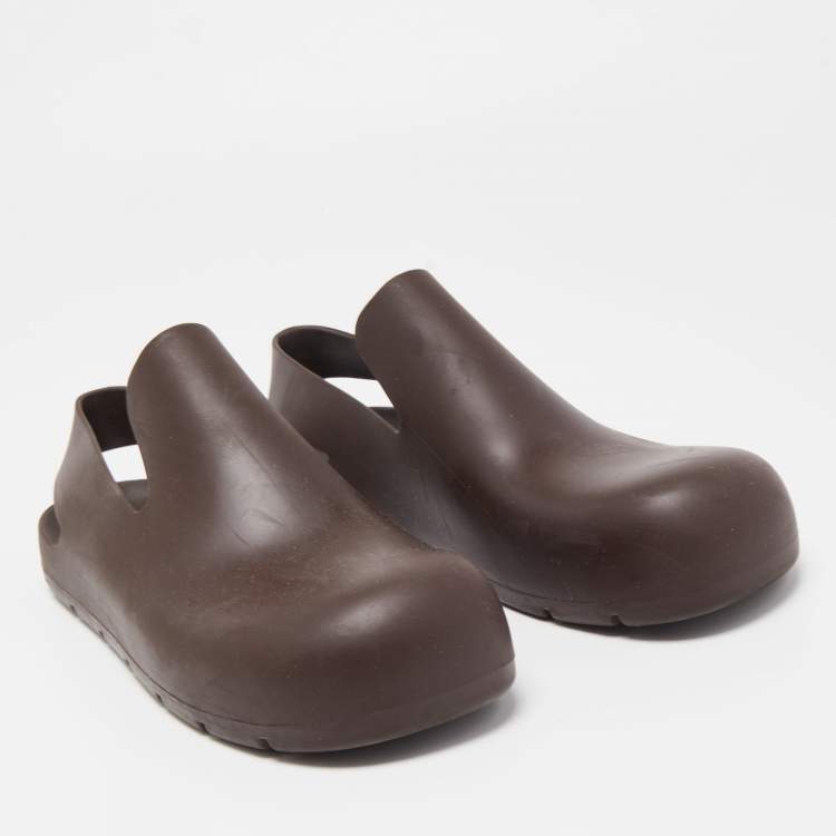 Pre Owned Bottega Veneta Brown Rubber Puddle Sandals Size 39