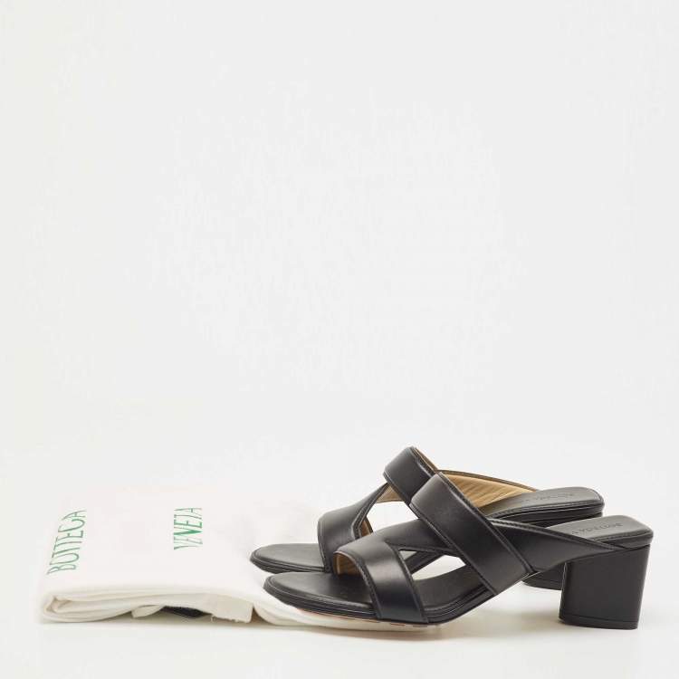 Pre Owned Bottega Veneta Black Leather Block Heel Slide Sandals Size 39