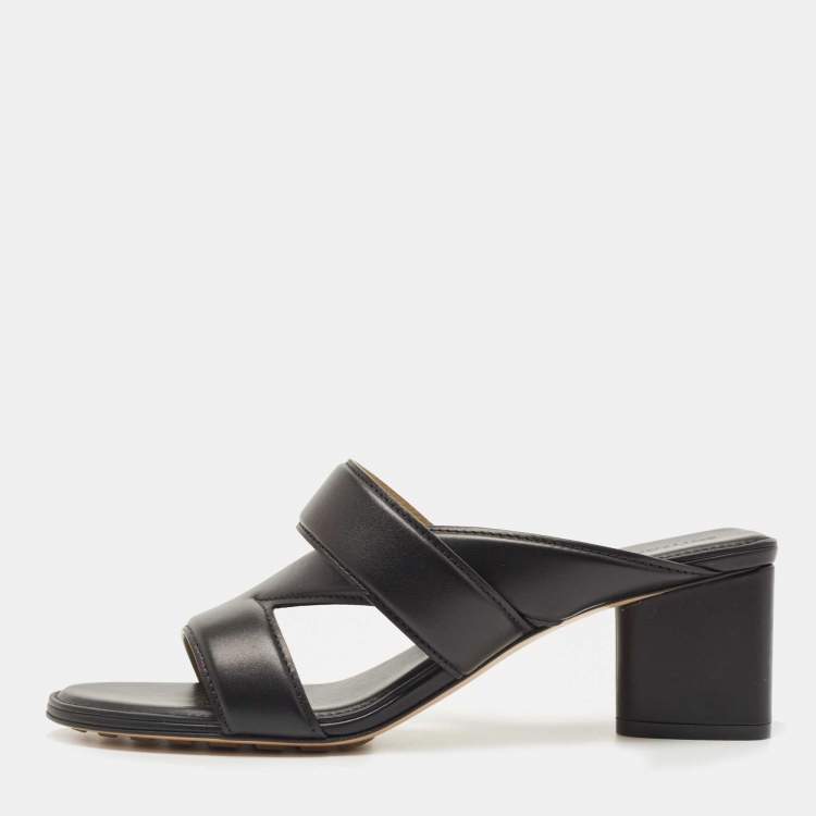Pre Owned Bottega Veneta Black Leather Block Heel Slide Sandals Size 39