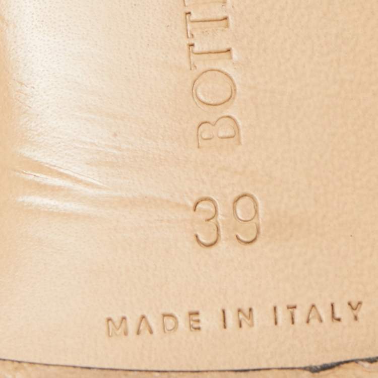 Pre Owned Bottega Veneta Green Quilted Leather Padded Flat Slides Size 39