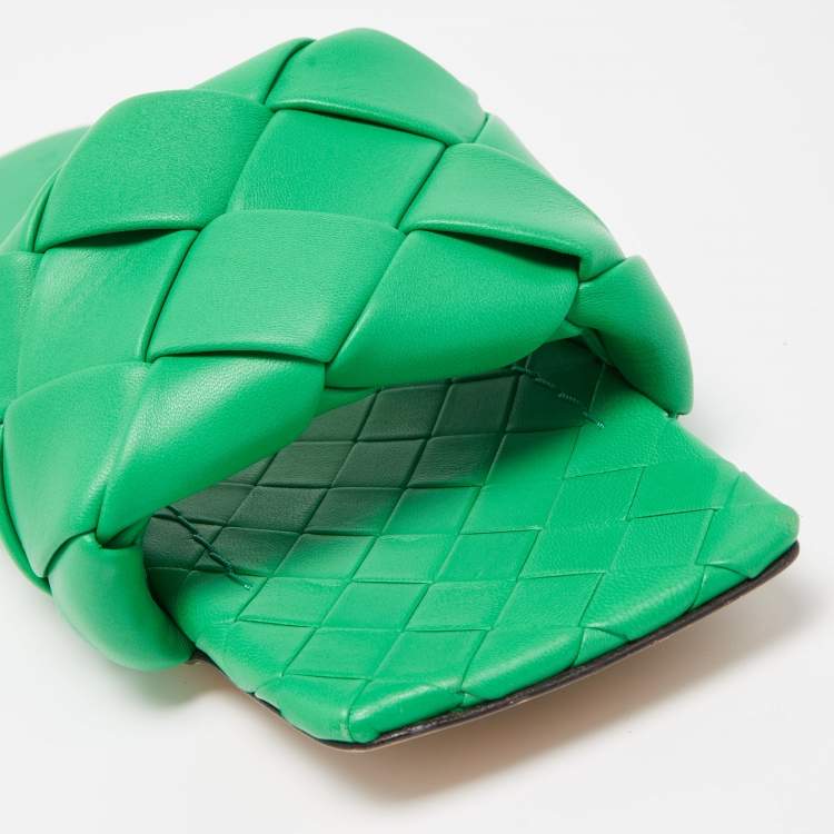 Pre Owned Bottega Veneta Green Quilted Leather Padded Flat Slides Size 39