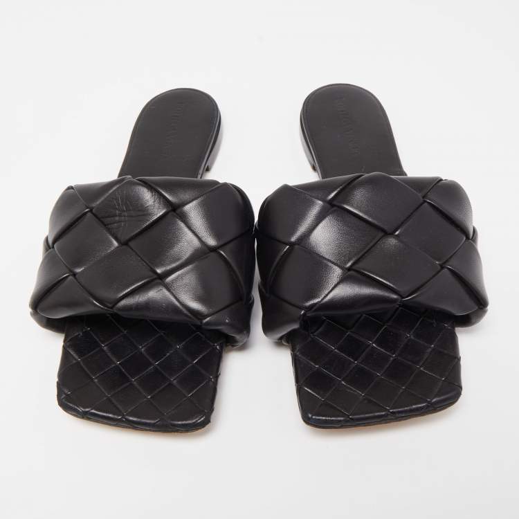 Pre Owned Bottega Veneta Black Quitled Woven Leather Padded Flat Slides Size 39