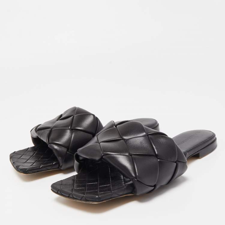 Pre Owned Bottega Veneta Black Quitled Woven Leather Padded Flat Slides Size 39