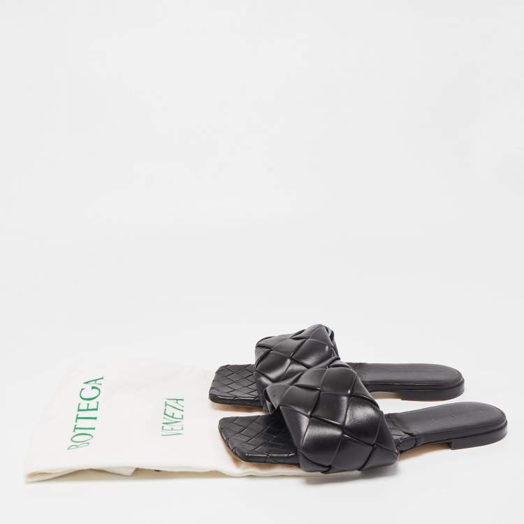 Pre Owned Bottega Veneta Black Quitled Woven Leather Padded Flat Slides Size 39