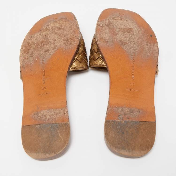 Pre Owned Bottega Veneta Metallic Bronze Intrecciato Leather Flat Slides Size 37