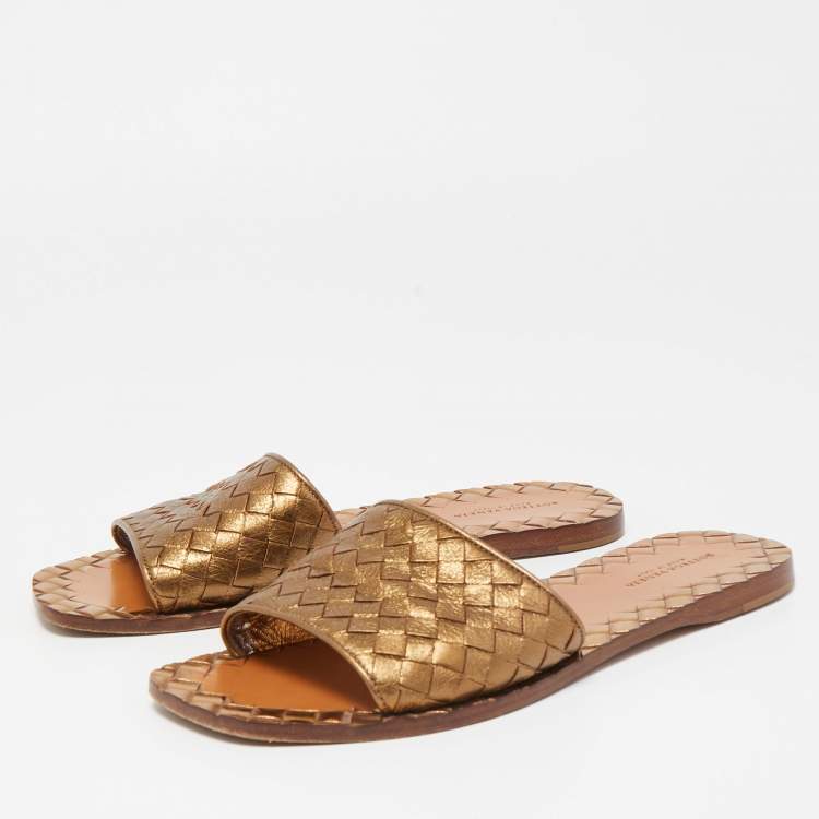 Pre Owned Bottega Veneta Metallic Bronze Intrecciato Leather Flat Slides Size 37