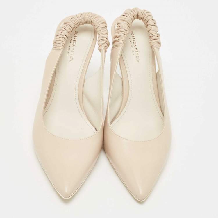 Pre Owned Bottega Veneta Cream Leather Slingback Pumps Size 37.5