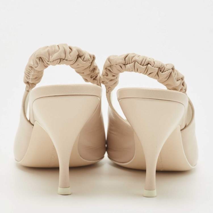 Pre Owned Bottega Veneta Cream Leather Slingback Pumps Size 37.5