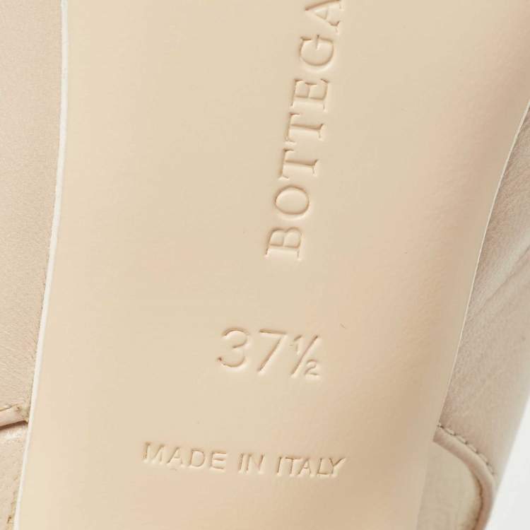 Pre Owned Bottega Veneta Cream Leather Slingback Pumps Size 37.5