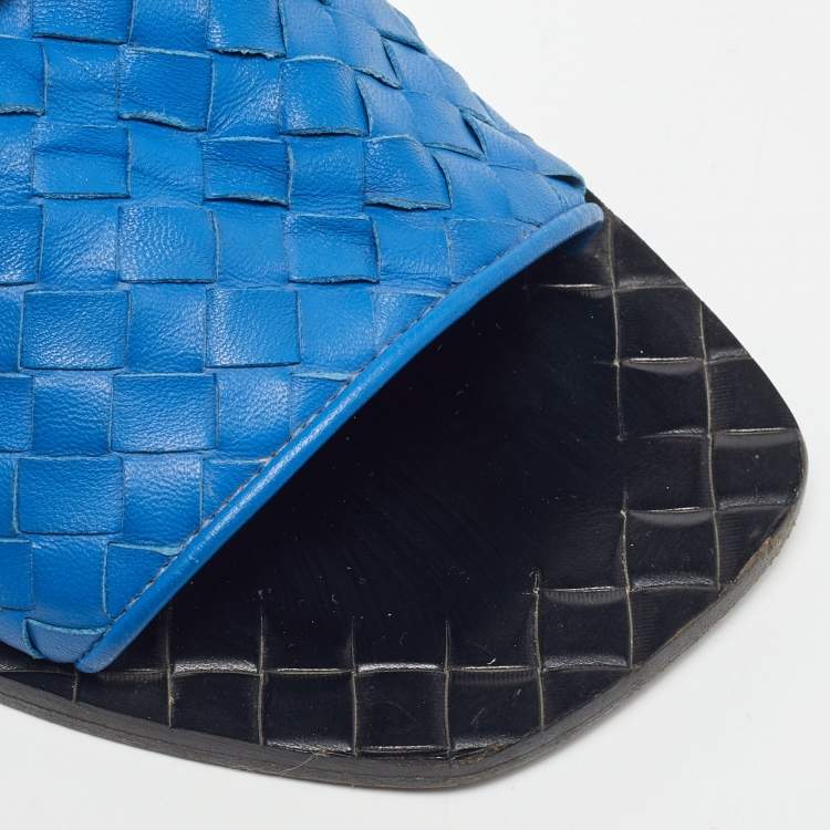 Pre Owned Bottega Veneta Blue Intrecciato Leather Flat Slides Size 39