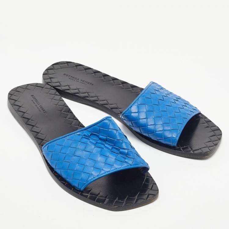 Pre Owned Bottega Veneta Blue Intrecciato Leather Flat Slides Size 39