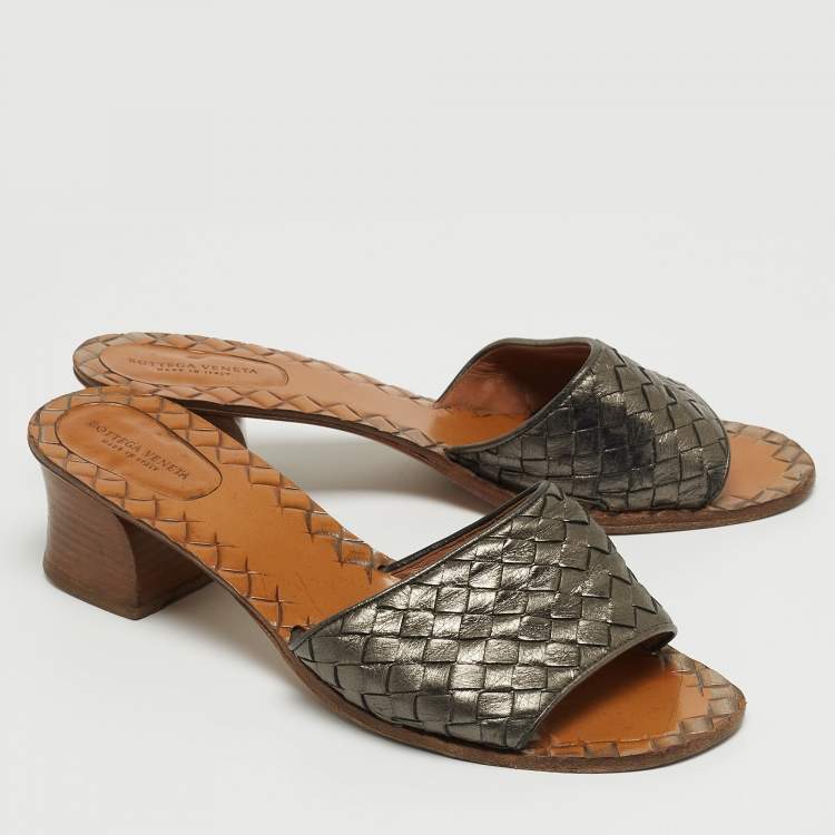 Pre Owned Bottega Veneta Metallic Green Intrecciato Leather Ravello Slides Size 40