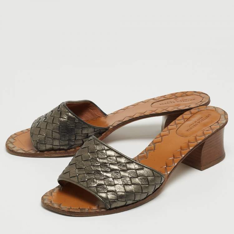 Pre Owned Bottega Veneta Metallic Green Intrecciato Leather Ravello Slides Size 40