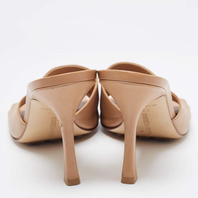 Pre Owned Bottega Veneta Brown Leather Stretch Slide Sandals Size 37.5