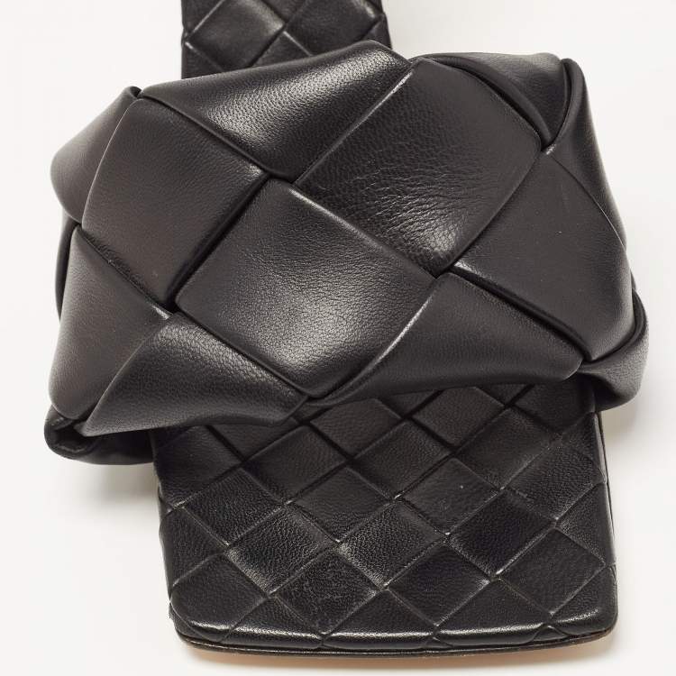 Pre Owned Bottega Veneta Black Intrecciato Leather Padded Slide Sandals Size 37.5