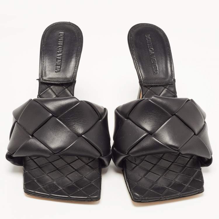 Pre Owned Bottega Veneta Black Intrecciato Leather Padded Slide Sandals Size 37.5