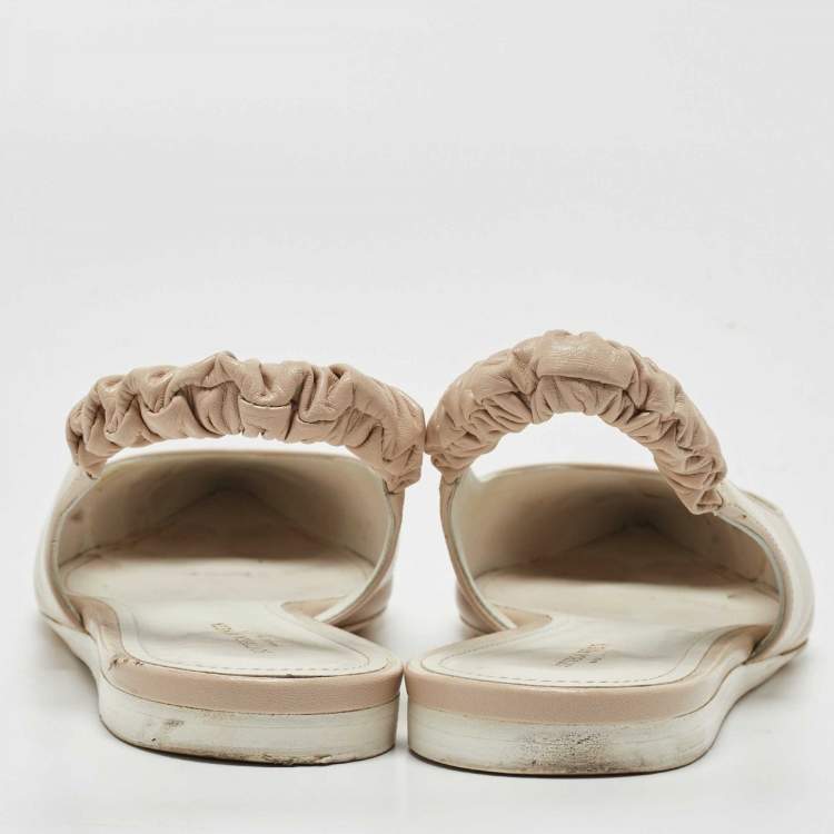 Pre Owned Bottega Veneta Beige Leather Slingback Flats Size 41